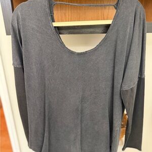 Harley Davidson Gray Long Sleeve Raw Edge Top Women’s